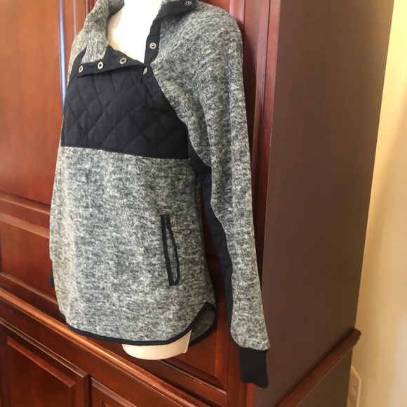 abercrombie & fitch ASYMMETRICAL SNAP-UP FLEECE - Picture 8 of 11